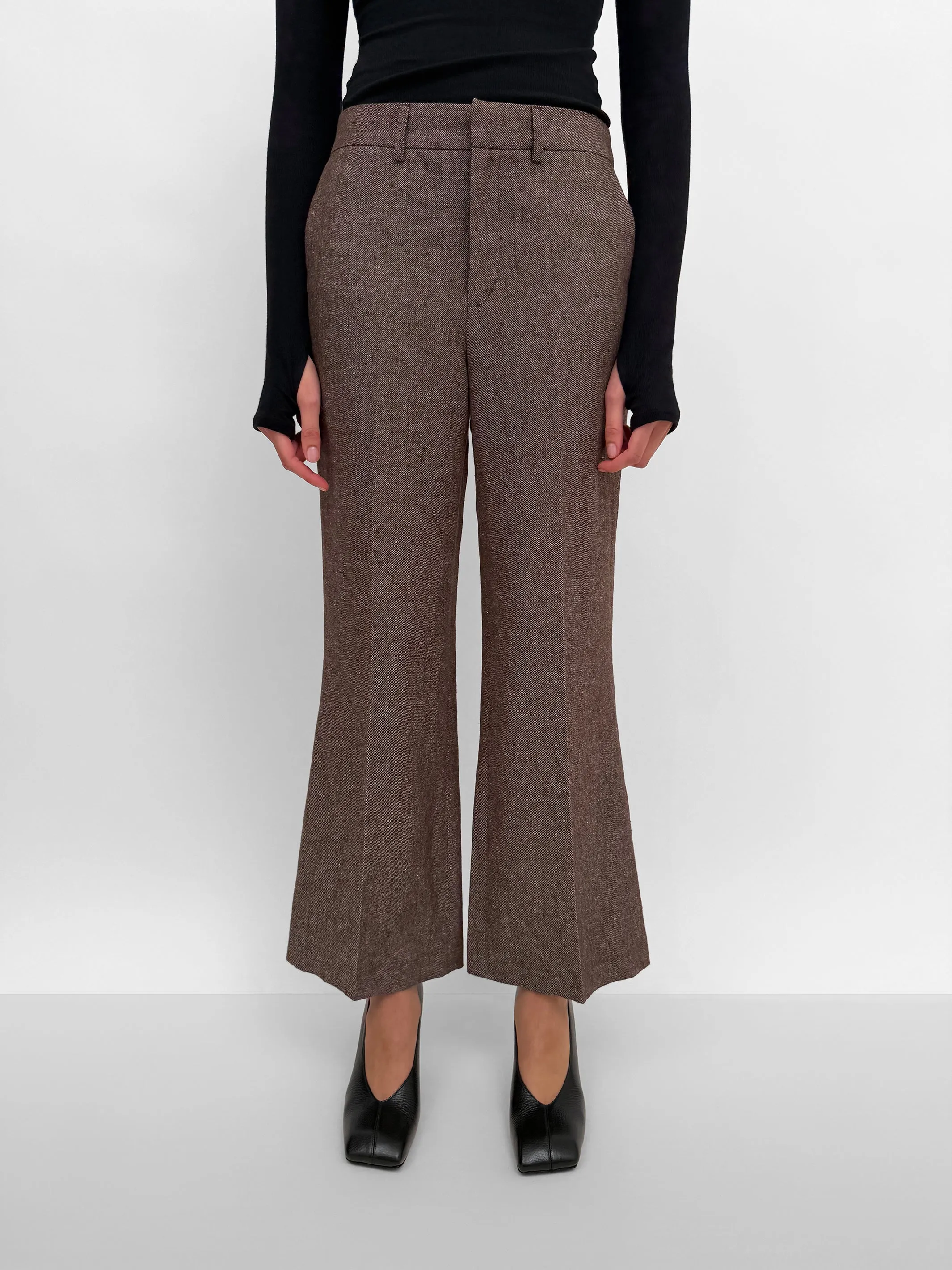 The Femi tailored linen twill pant sold by Rodebjer product image thumbnail 2