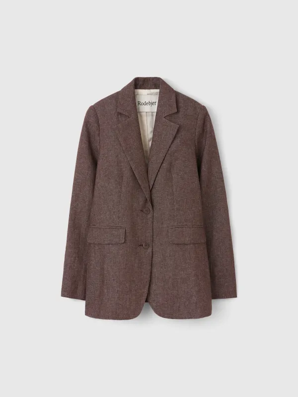 The Viola linen twill tailored blazer made by Rodebjer