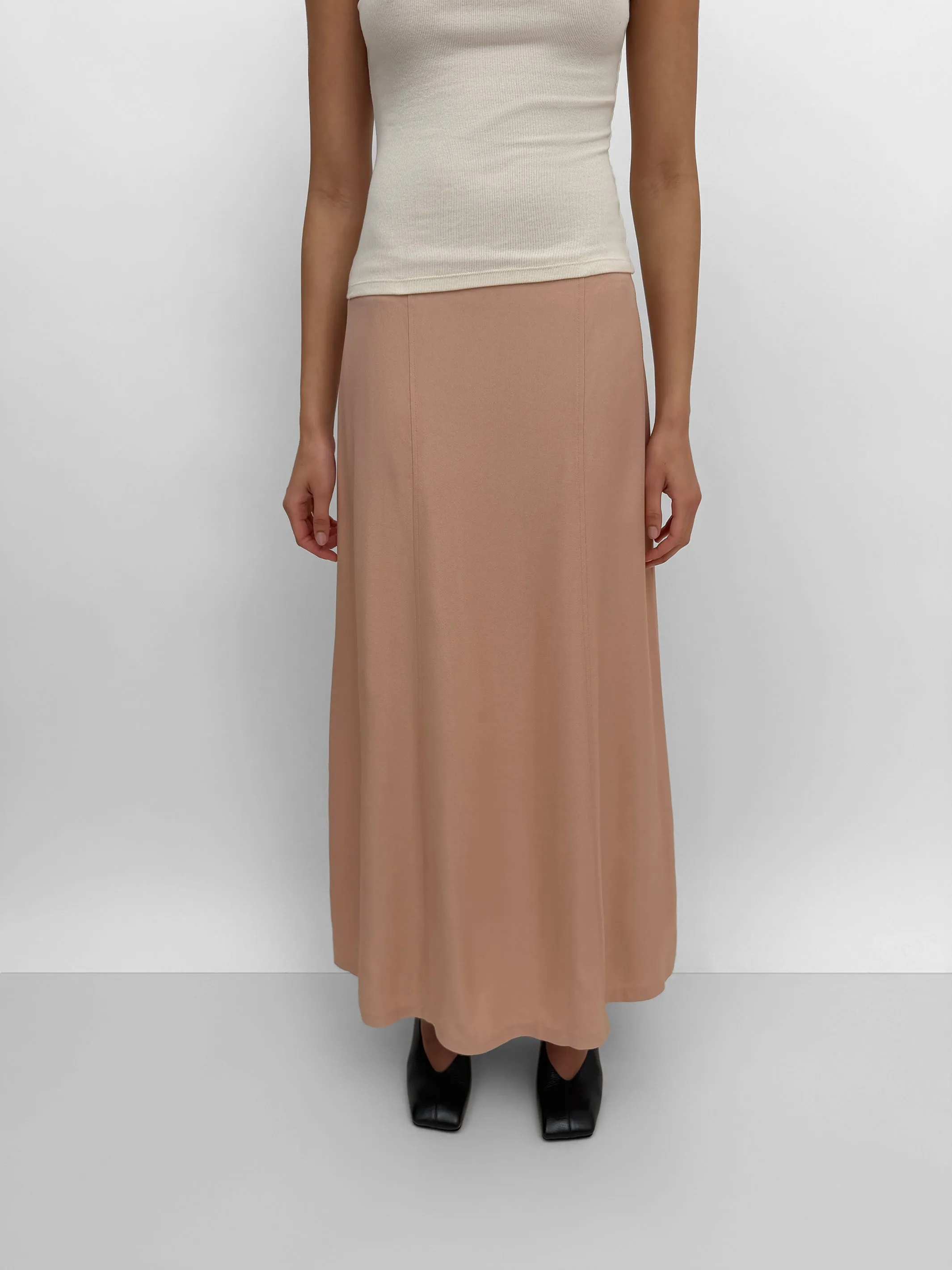 The Marielle fluid bell skirt sold by Rodebjer product image thumbnail 2