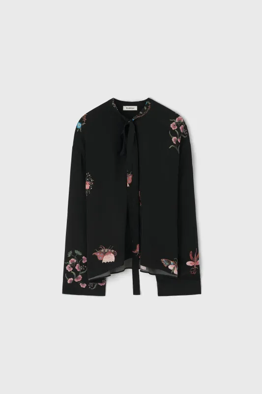 The Melanie light silk blouse in Duchess made by Rodebjer
