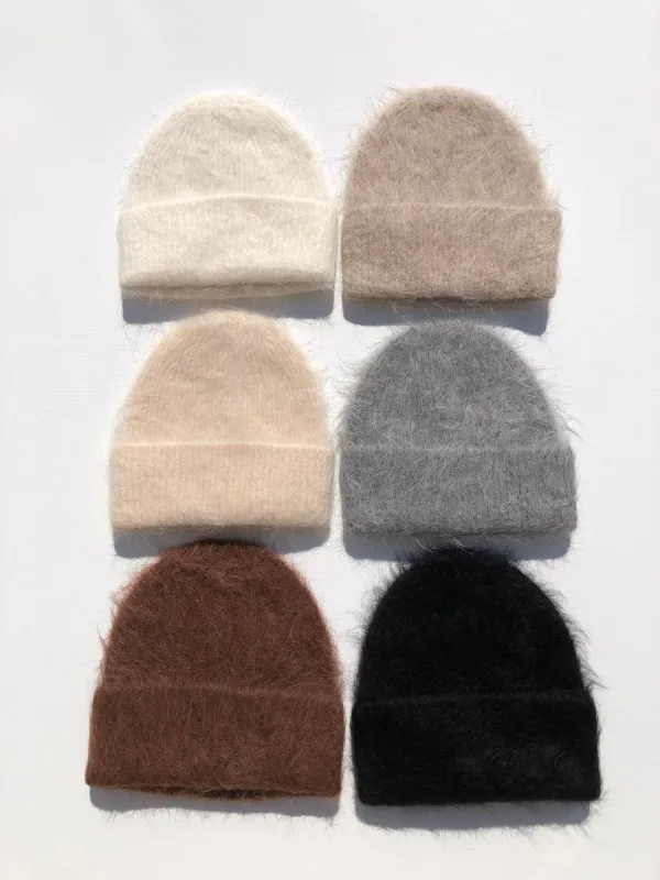 ALPACA FLUFFY BEANIE sold by Billy Bamboo