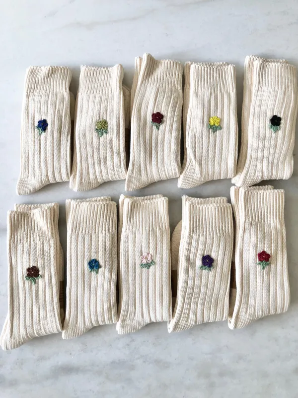 CROCHET FIELD ROSE SOCKS sold by Billy Bamboo