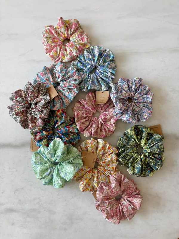 MEADOW BLOOM FLORAL SCRUNCHIE made by Billy Bamboo