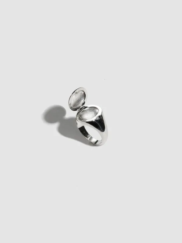 Locket Signet made by Loren Stewart