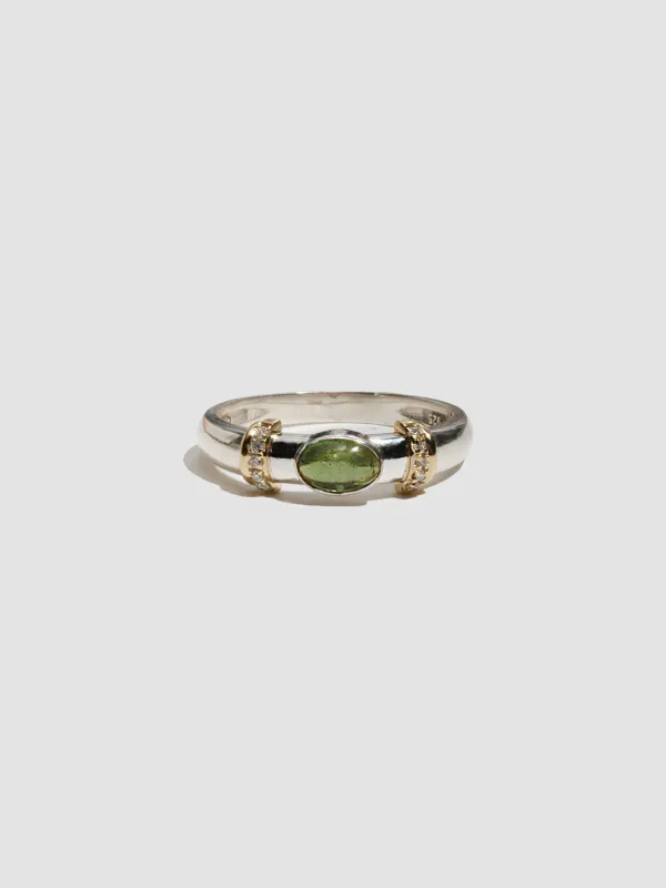 Bronte Ring made by Loren Stewart