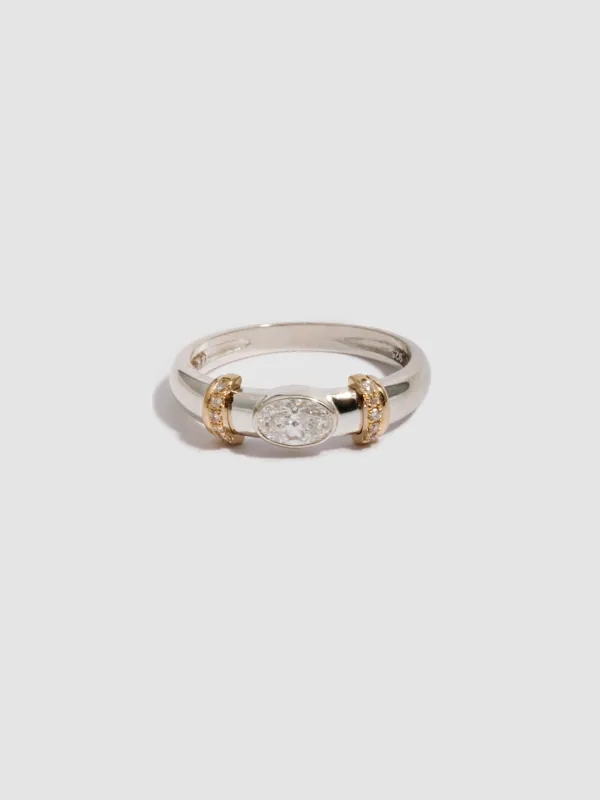 Bronte Ring made by Loren Stewart