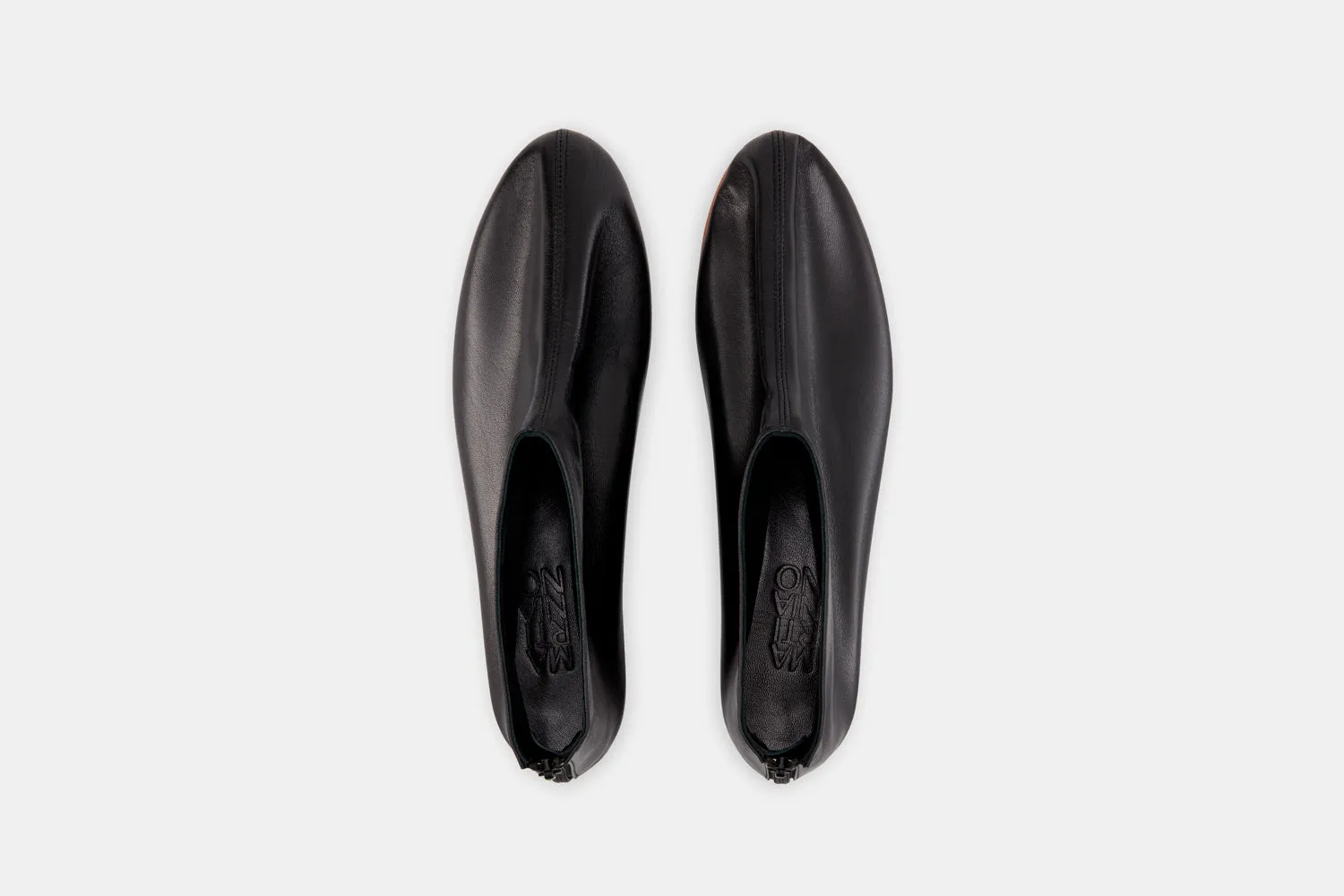 Leone Black sold by Martiniano product image thumbnail 3