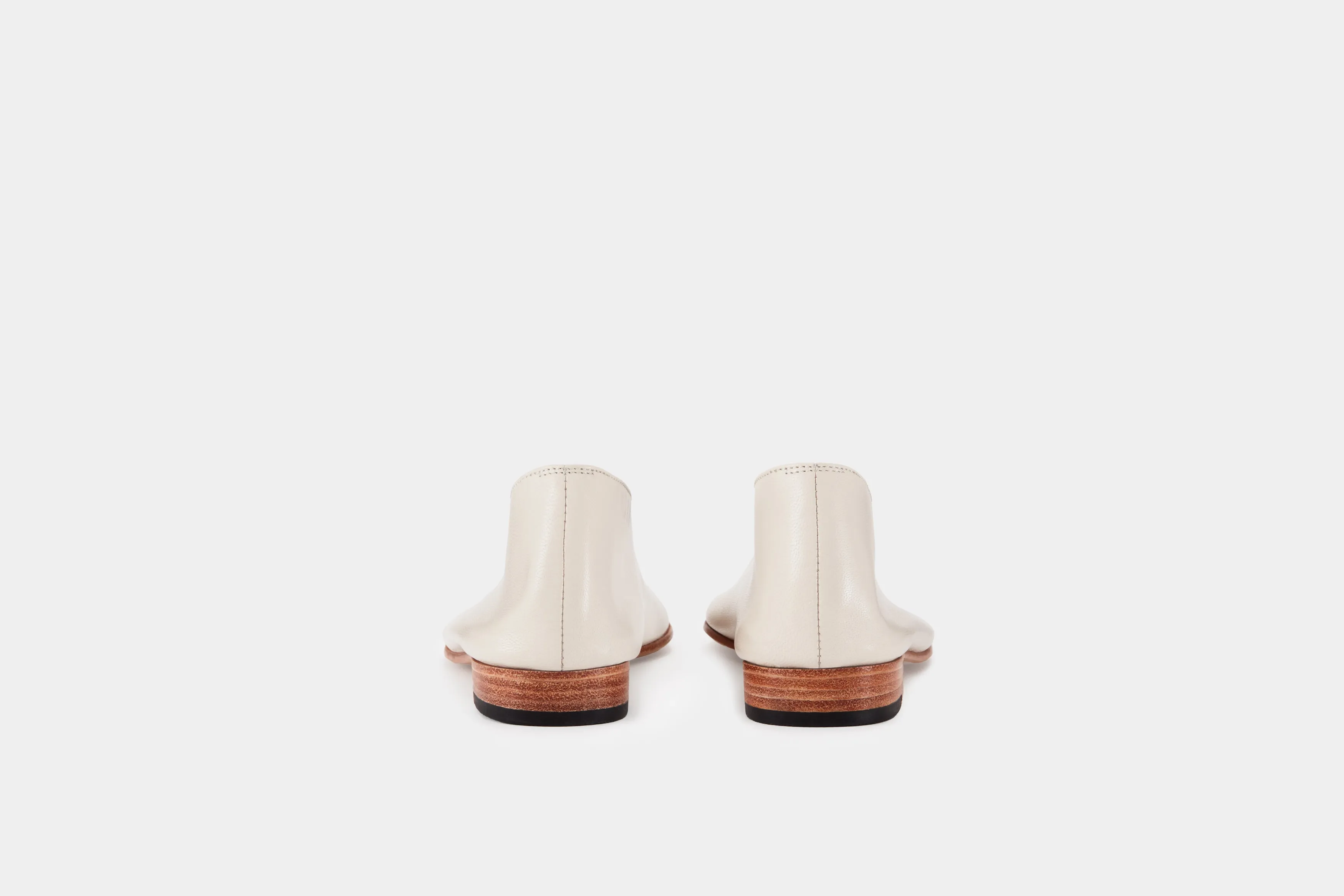 Glove Porcelain sold by Martiniano product image thumbnail 2