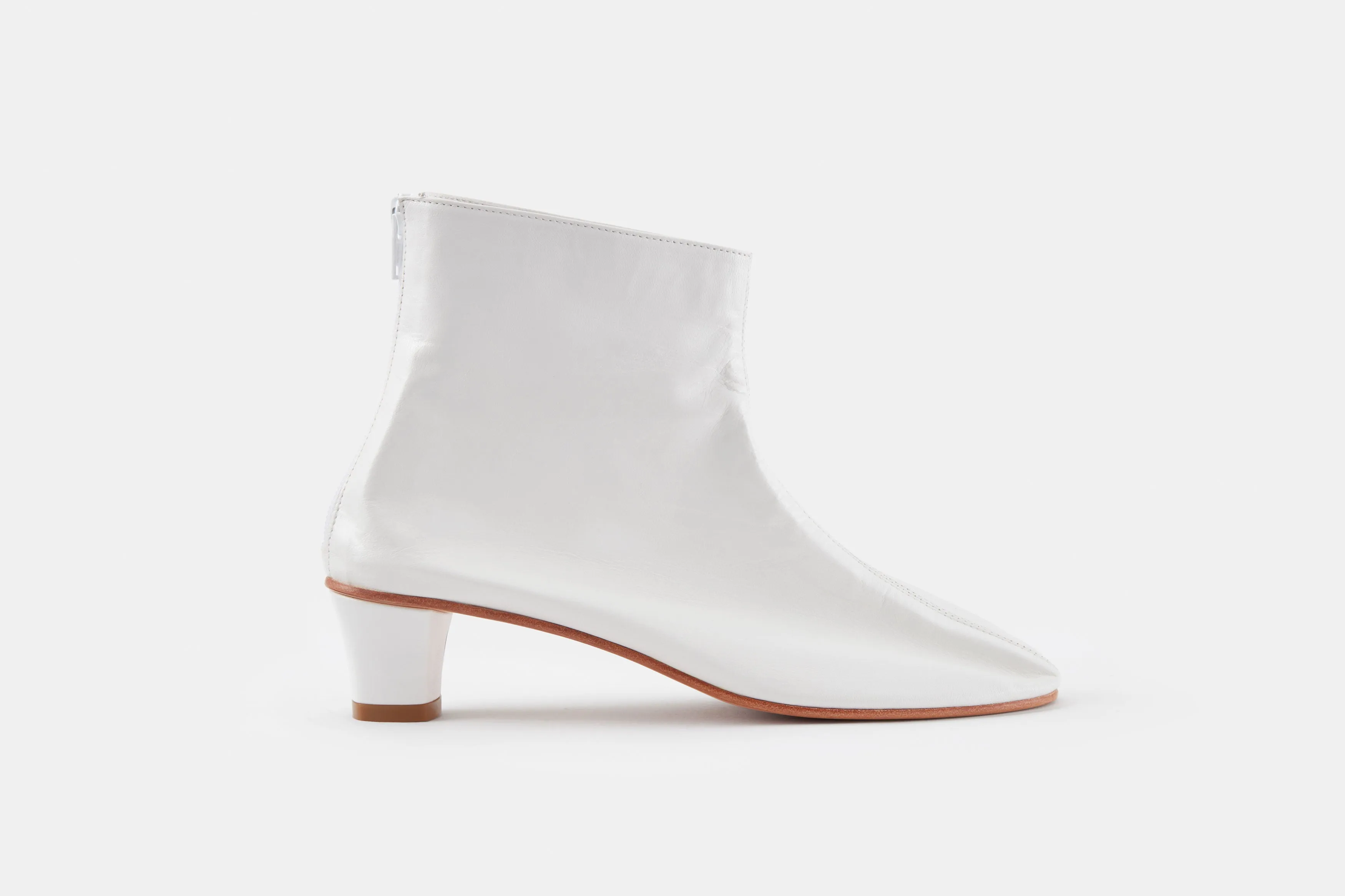 High Leone White sold by Martiniano