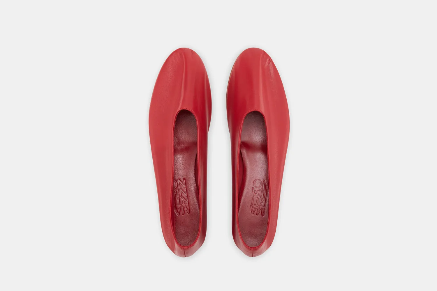 Glove Red sold by Martiniano product image thumbnail 3