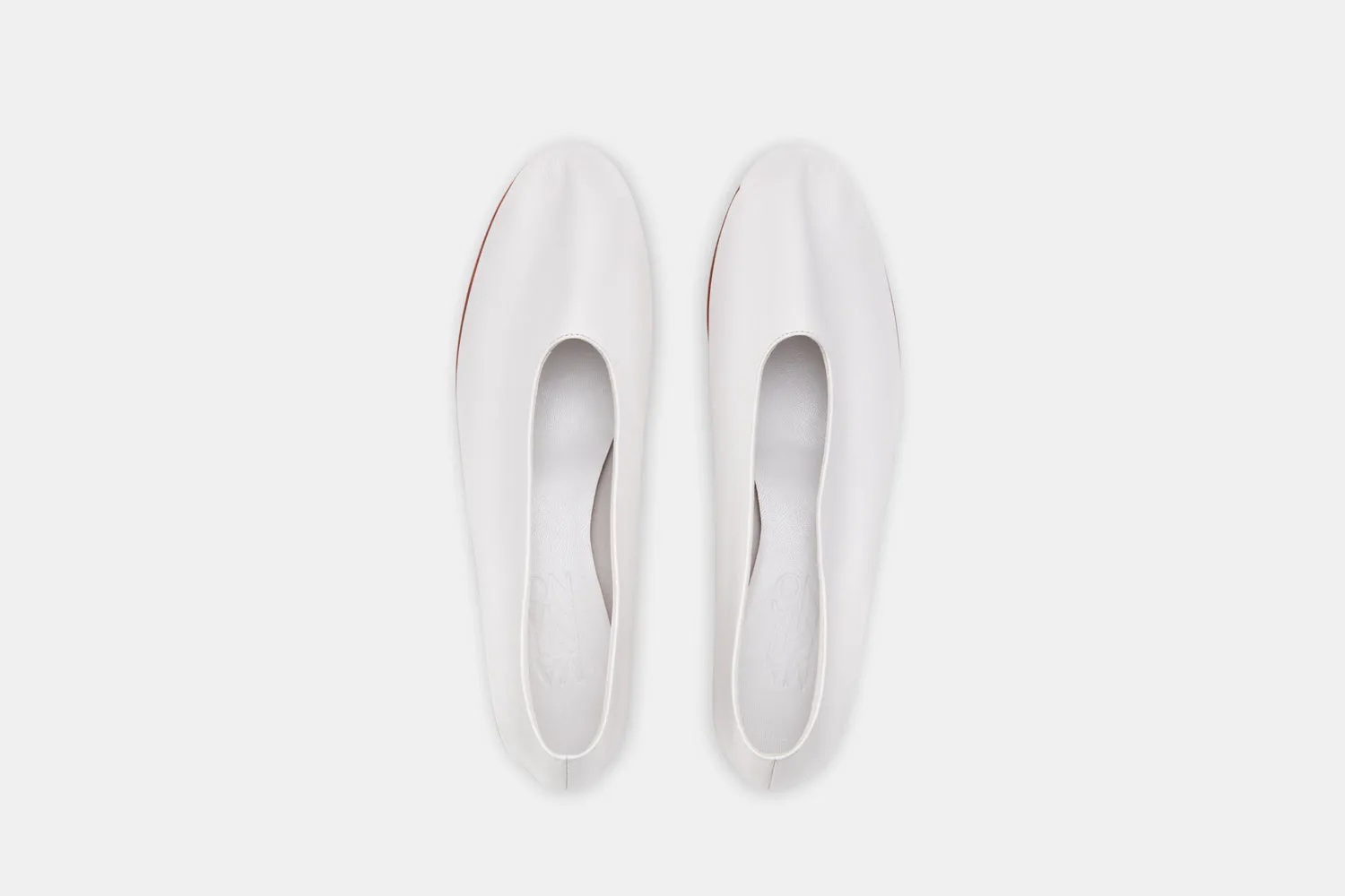 Glove White sold by Martiniano product image thumbnail 3
