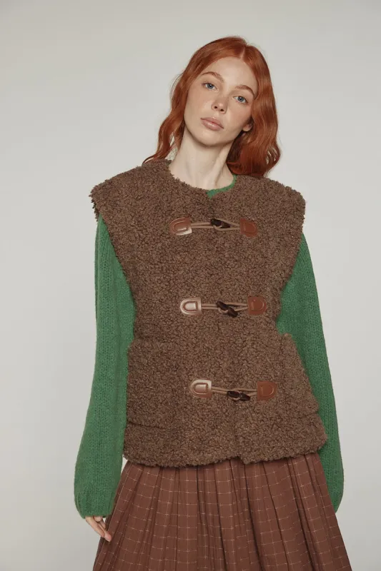 Reversible toggle vest made by amente