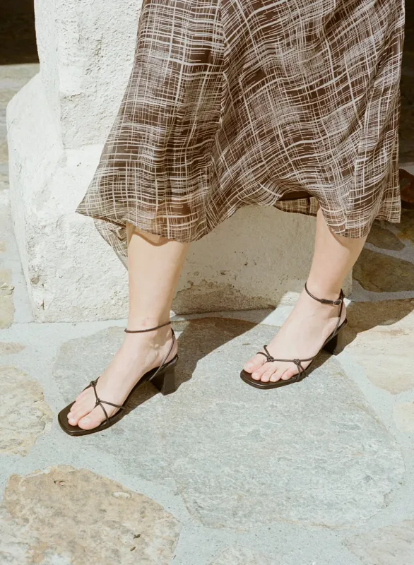 Avila in Black sold by LOQ