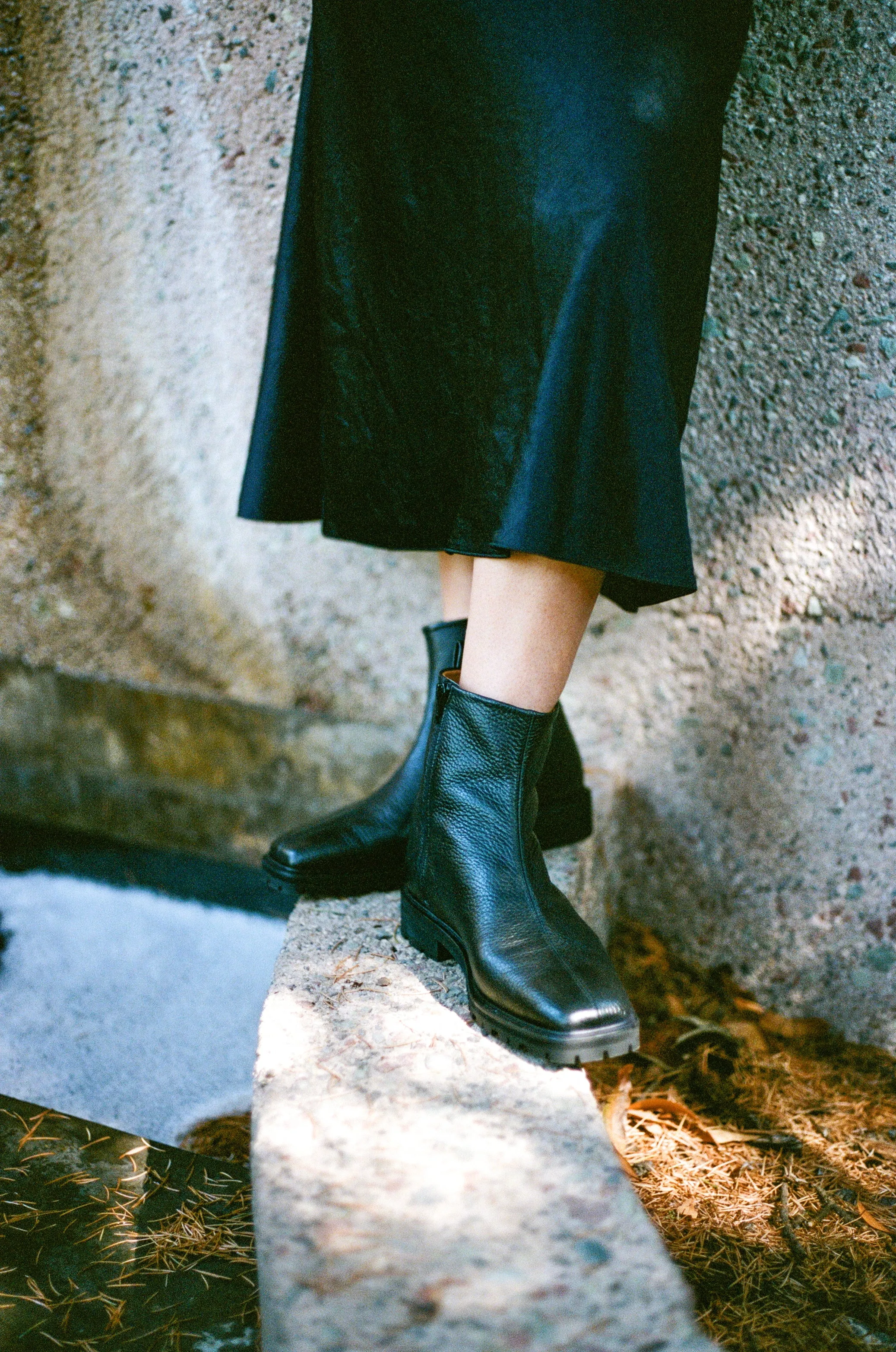 Tonia in Black sold by LOQ