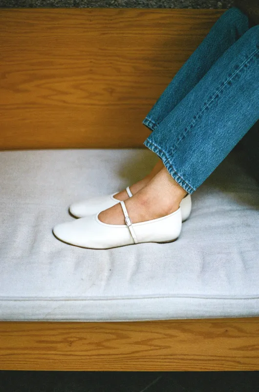 Daria in Hueso sold by LOQ