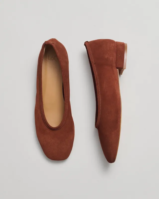 Beatrice in Rust Suede made by LOQ