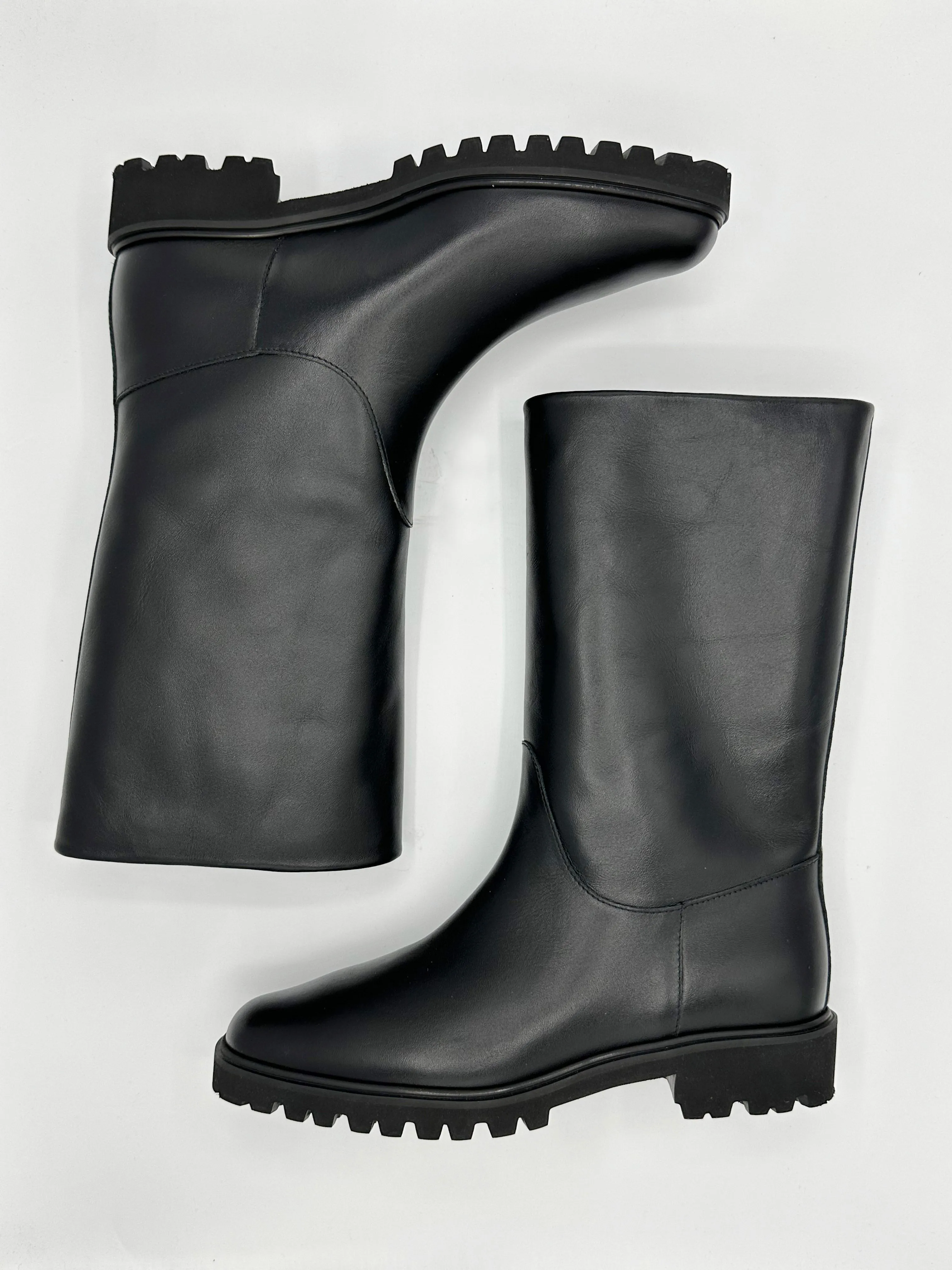 Adrian in Black sold by LOQ product image thumbnail 2