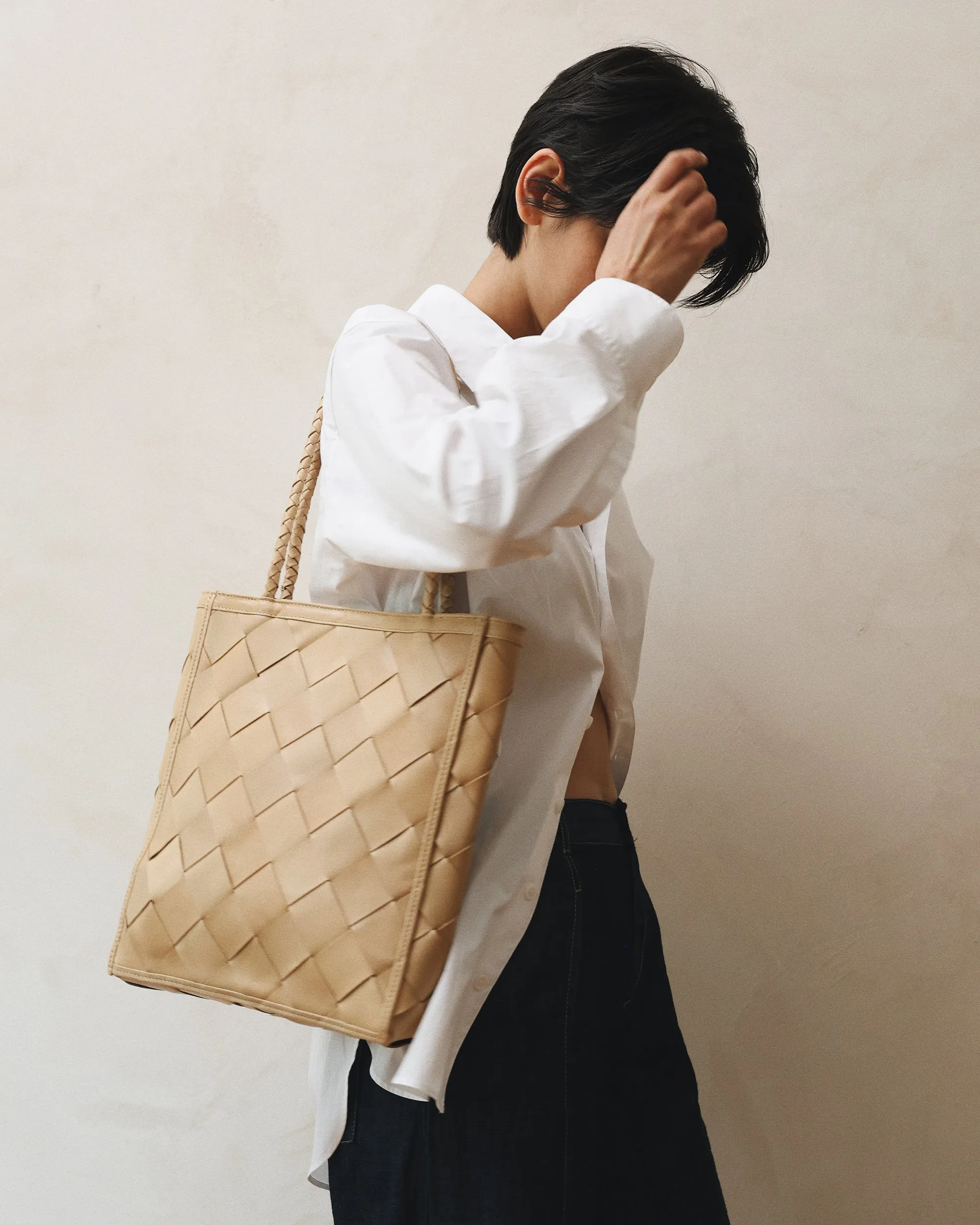 Le Tote - Grande Weave sold by Bembien product image thumbnail 4