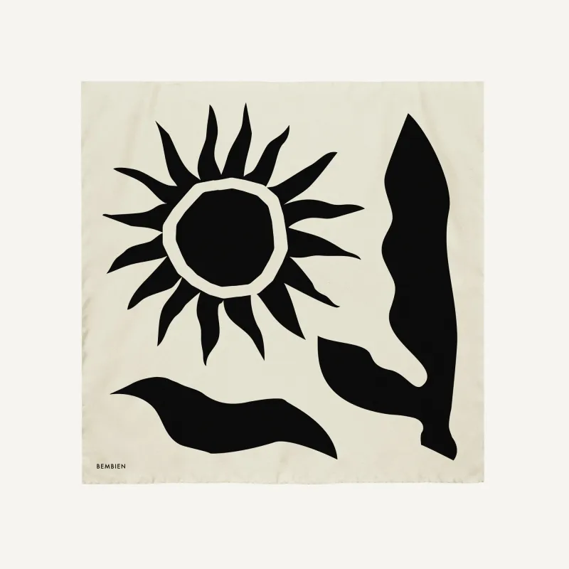 Sol Scarf made by Bembien
