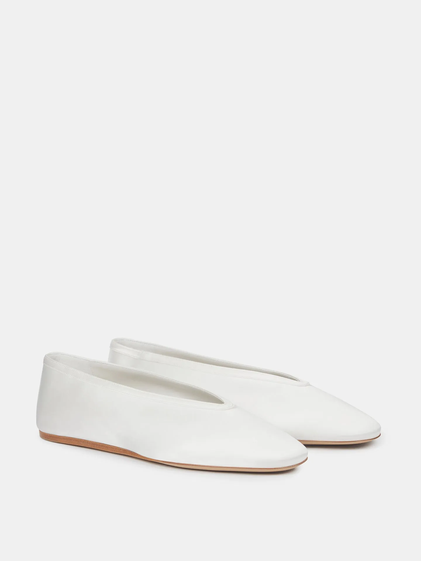 Luna Slipper / Ivory Satin sold by Le Monde Beryl product image thumbnail 2