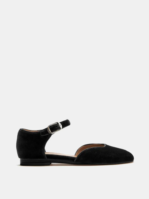 Sandal Mary Jane / Black Velvet sold by Le Monde Beryl