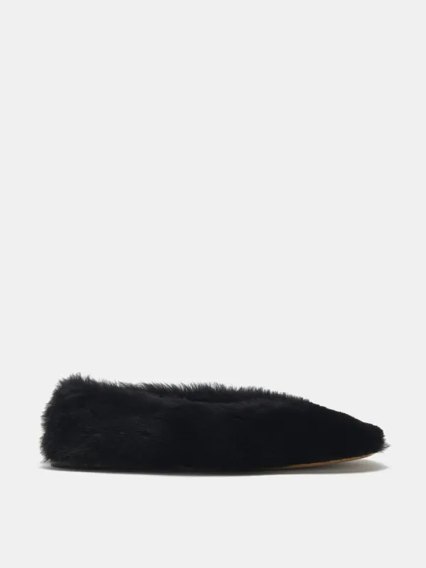 Luna Slipper / Black Shearling sold by Le Monde Beryl