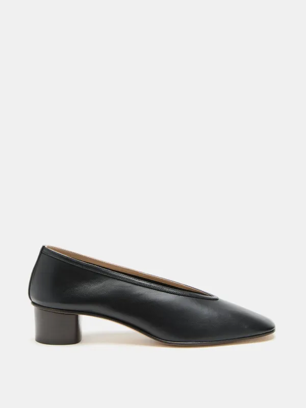 Luna Pump / Black Leather sold by Le Monde Beryl