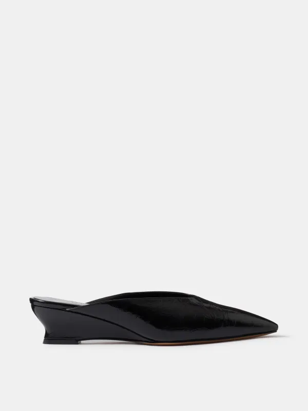 Victoria Micro Wedge Mule / Black Naplack Leather made by Le Monde Beryl