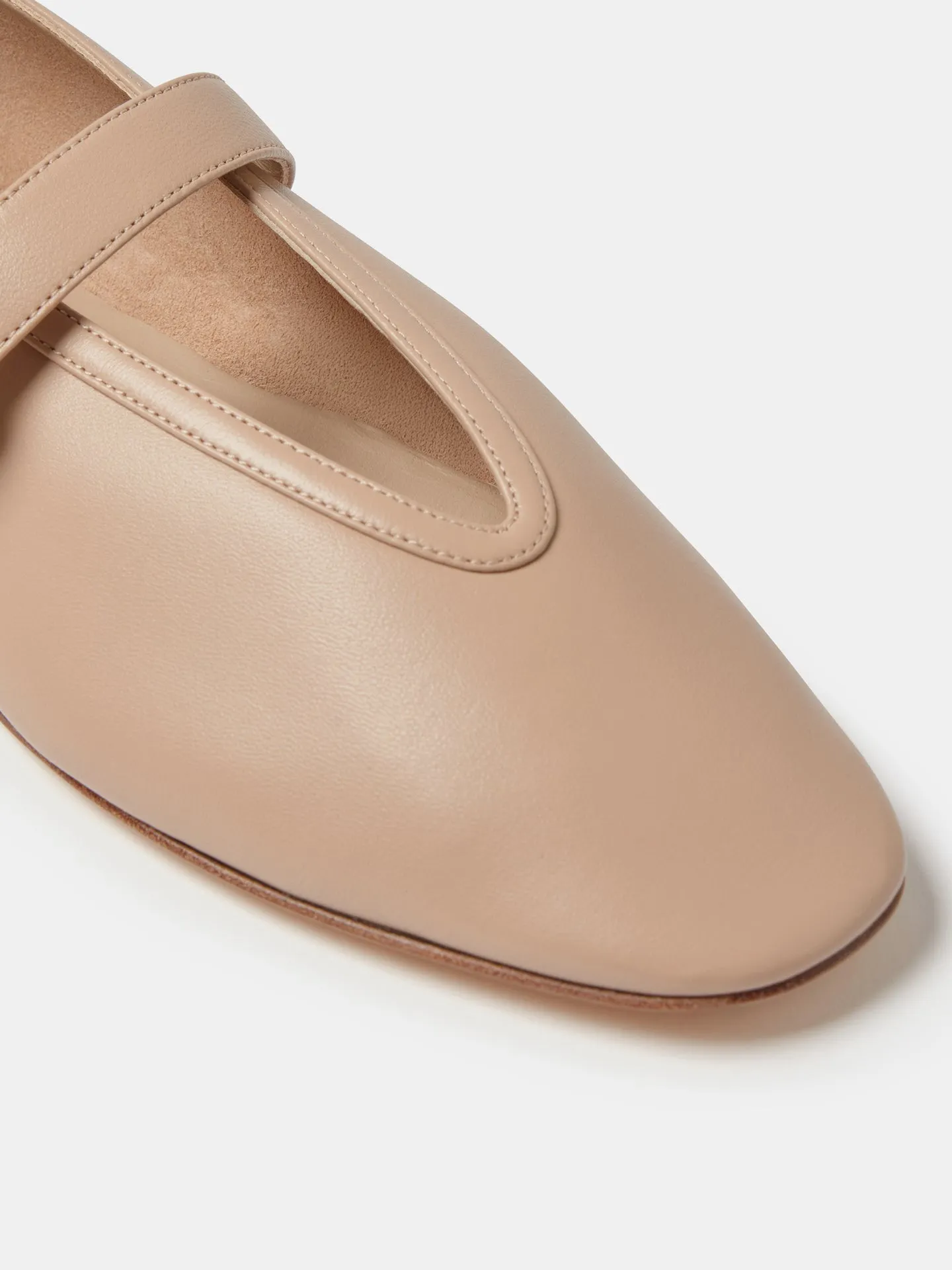 Stella Slipper / Fawn Leather sold by Le Monde Beryl product image thumbnail 5