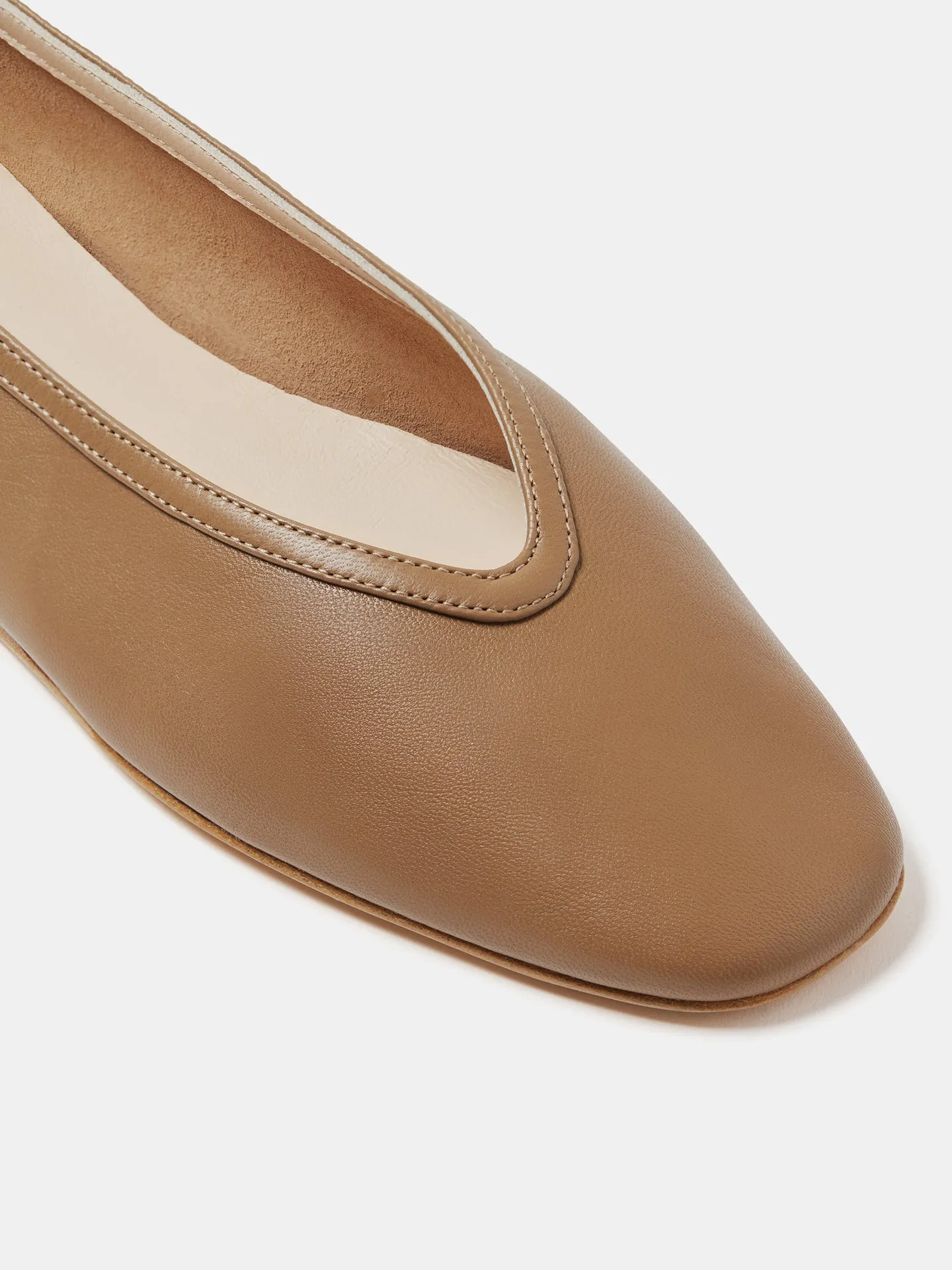 Luna Slipper / Taupe Leather sold by Le Monde Beryl product image thumbnail 4