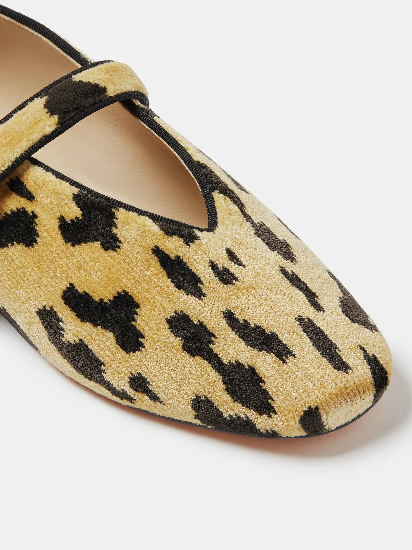 Stella Slipper / Leopard Bevilacqua Velvet sold by Le Monde Beryl product image thumbnail 5