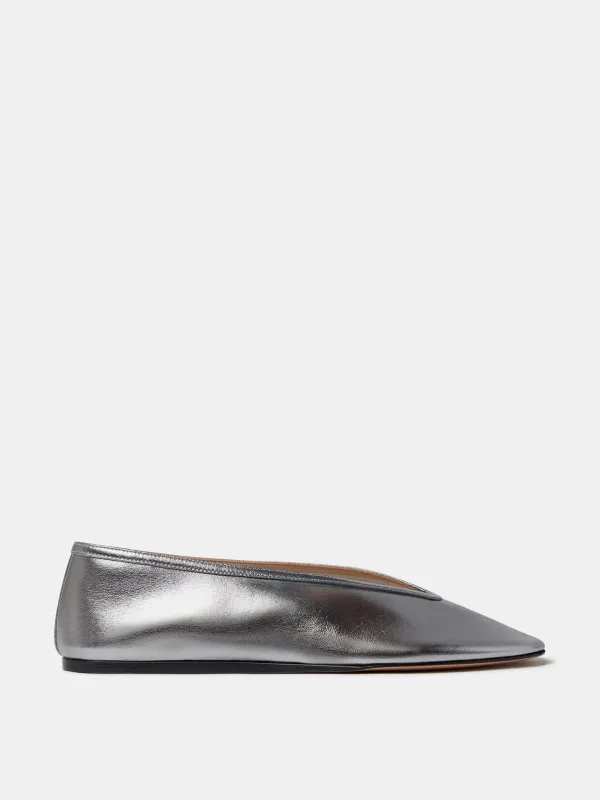 Luna Slipper / Silver Leather sold by Le Monde Beryl
