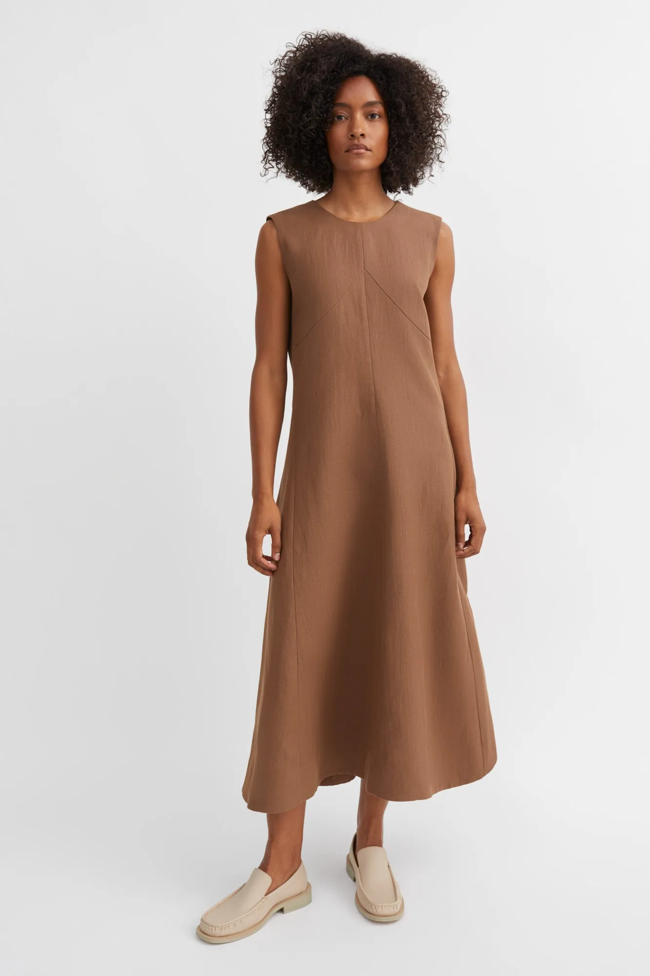 Antonia dress - Warm brown sold by Skall Studio product image thumbnail 2