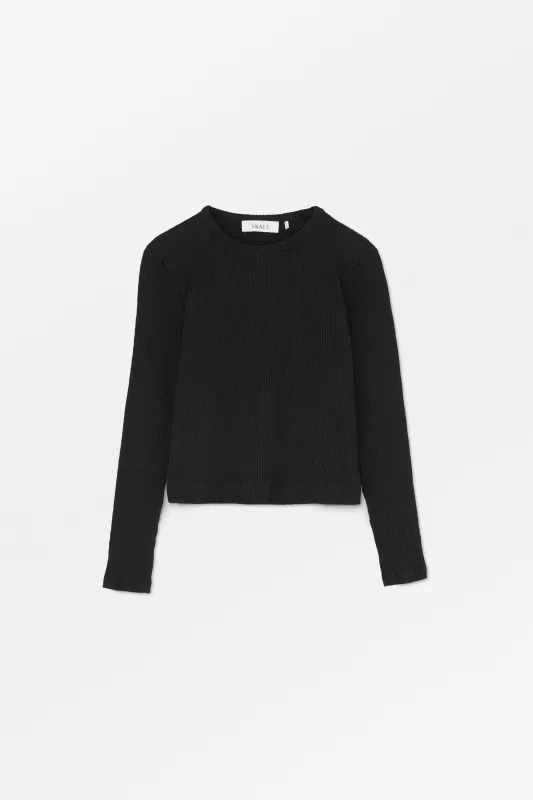 Eli blouse - Black made by Skall Studio