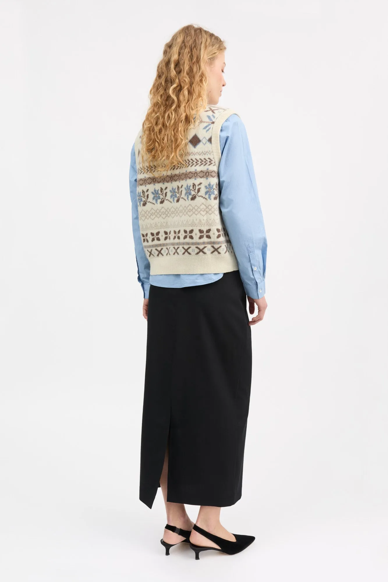 Vero vest - Brown/Ecru jacquard sold by Skall Studio product image thumbnail 4