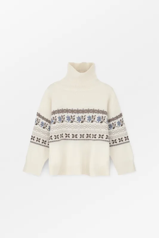 Leonora t-neck - Brown/Ecru jacquard made by Skall Studio