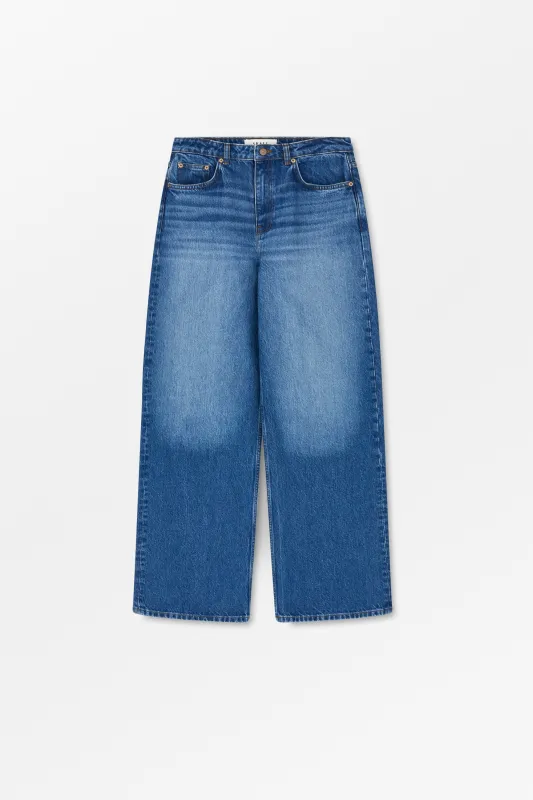 Willow wide jeans - Vintage washed blue made by Skall Studio