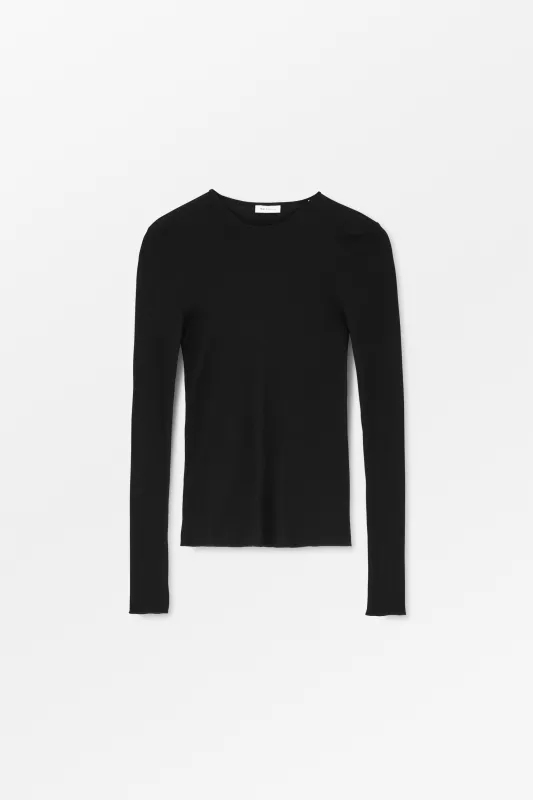 Amy O-neck blouse - Black sold by Skall Studio