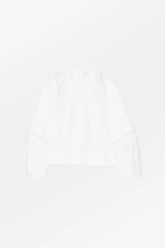 Leaf blouse - Optic white sold by Skall Studio