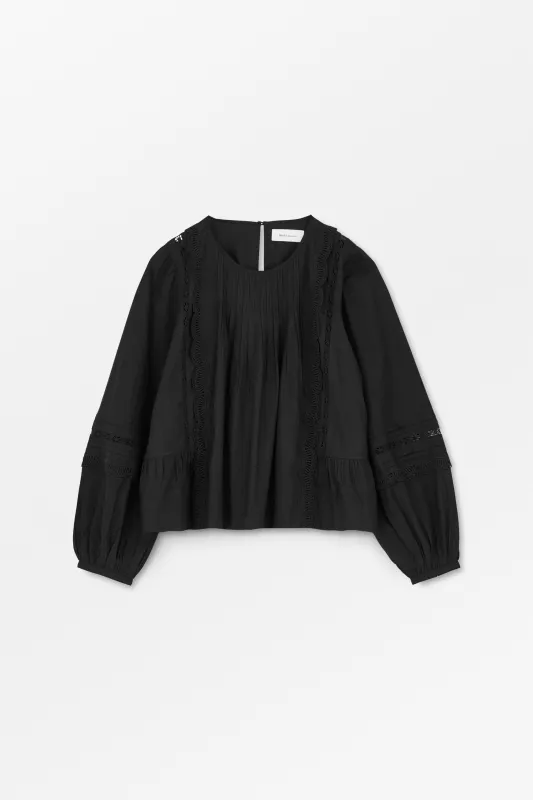 Leaf blouse - Black sold by Skall Studio
