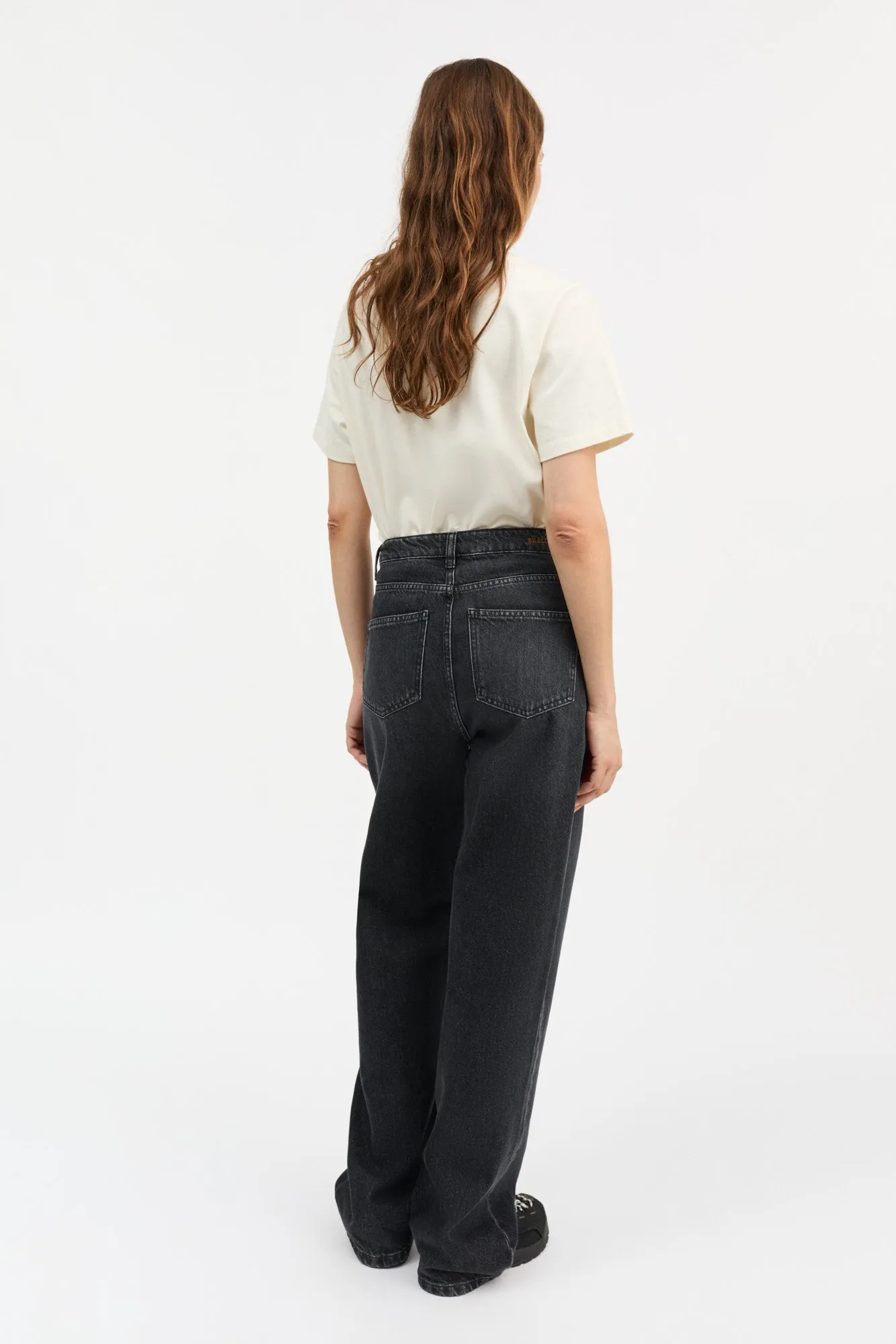 Loui regular tee - Off white sold by Skall Studio product image thumbnail 4