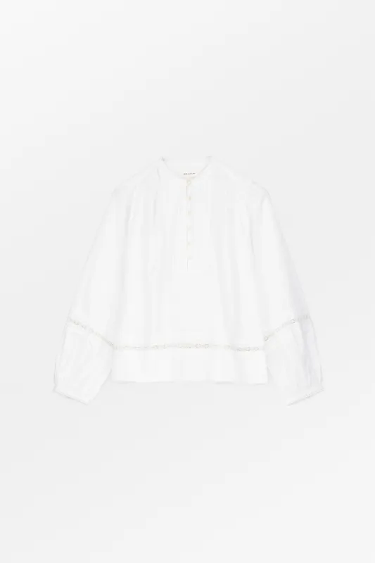 Leaf shirt - Optic white sold by Skall Studio