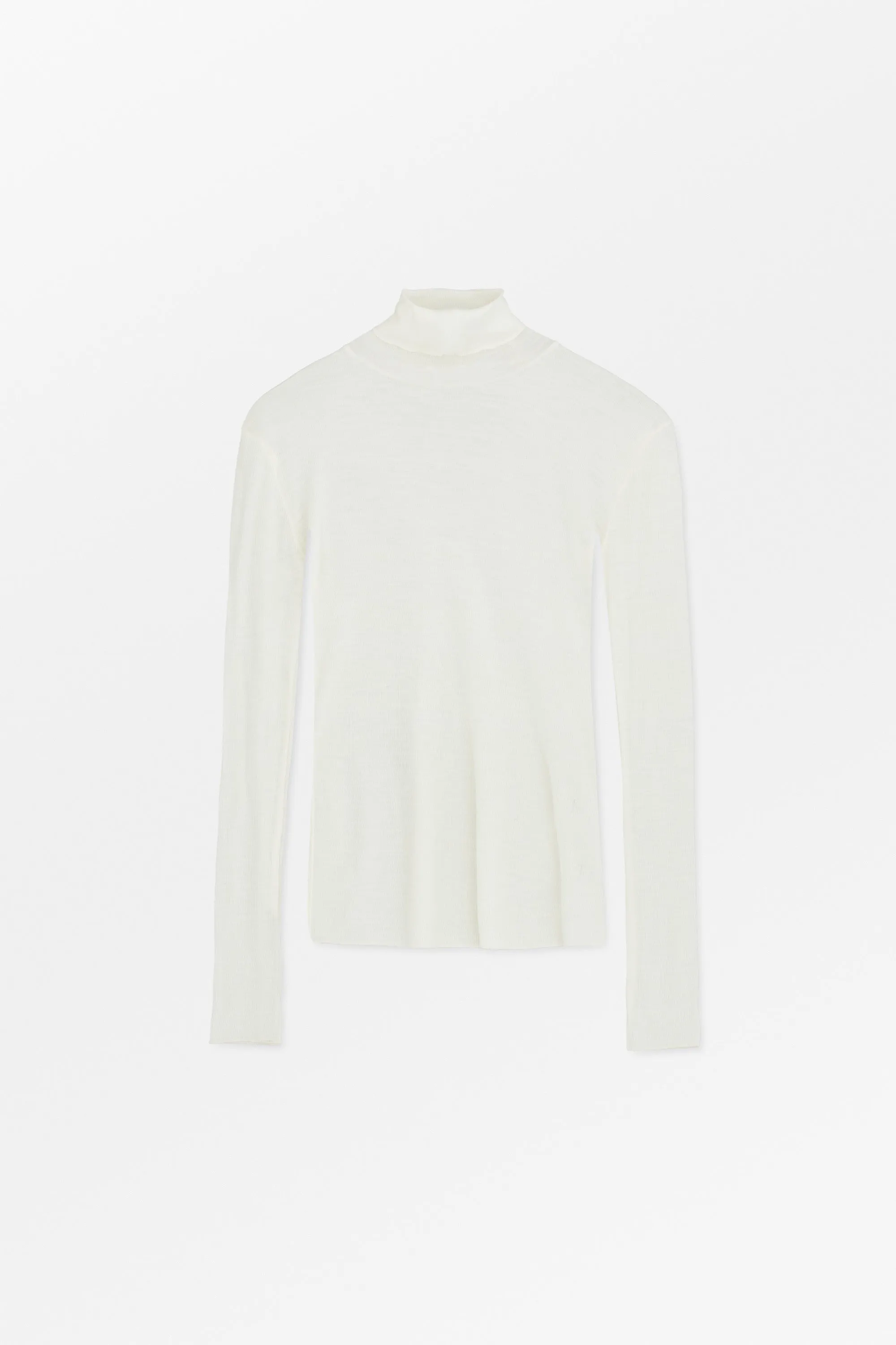 Amy T-neck - Off white sold by Skall Studio