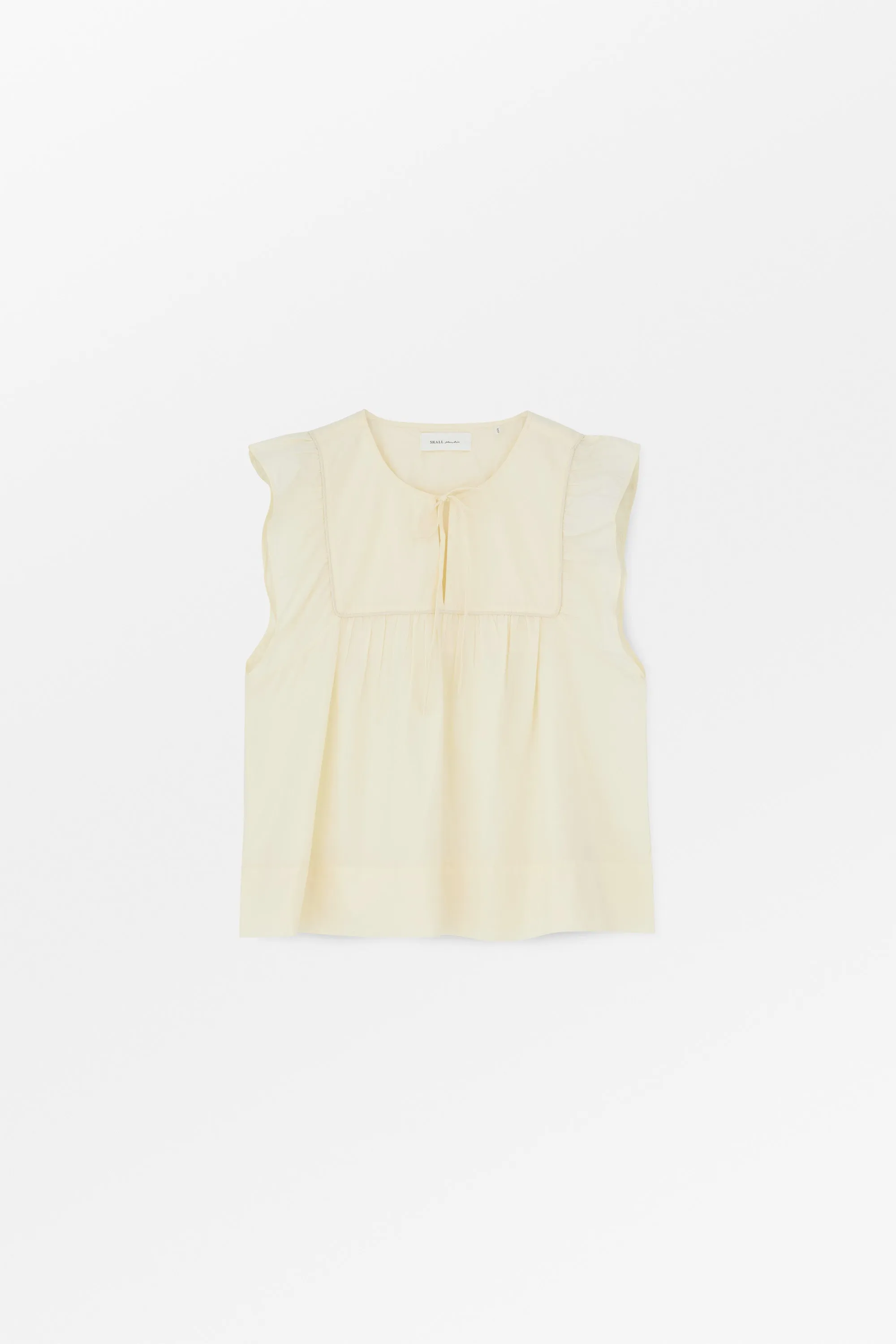 Nadja summer top - Buttermilk sold by Skall Studio