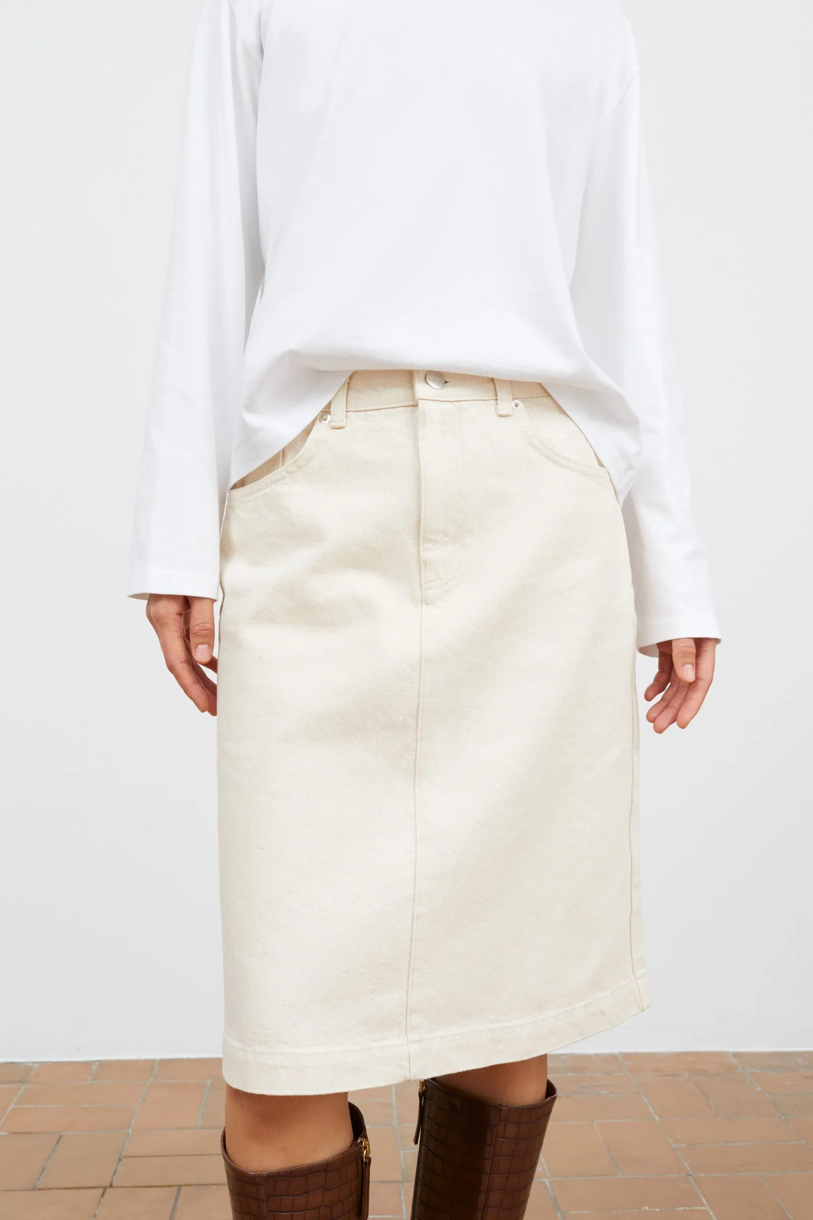 Cali skirt - Ecru sold by Skall Studio product image thumbnail 2