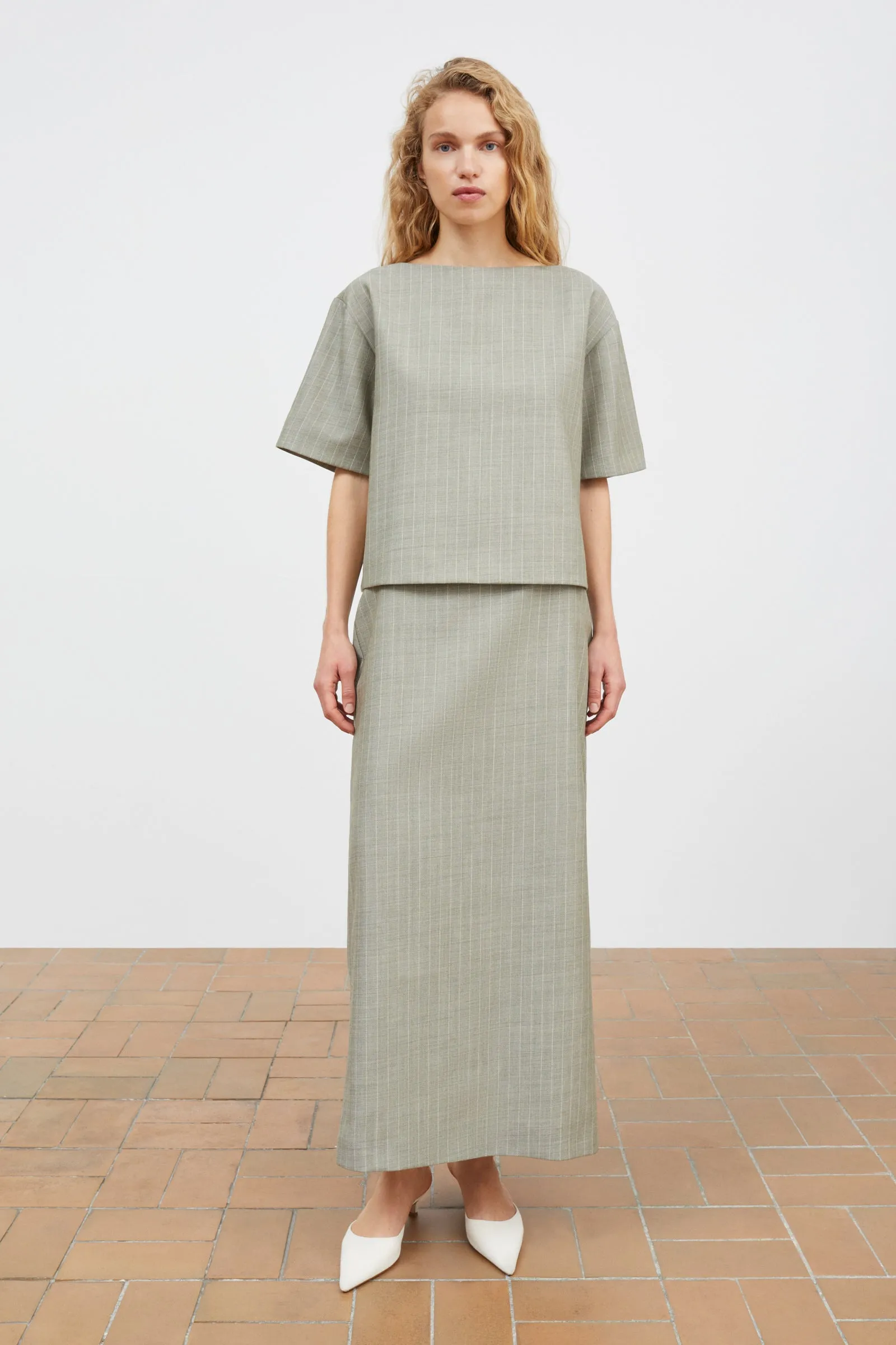 Blond tee - Light grey/Ecru sold by Skall Studio product image thumbnail 3