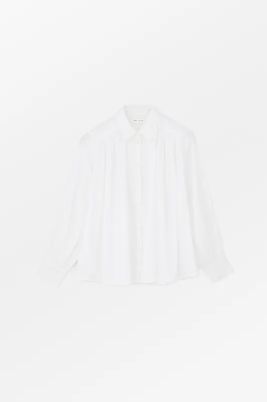 Louise shirt - Optic white made by Skall Studio