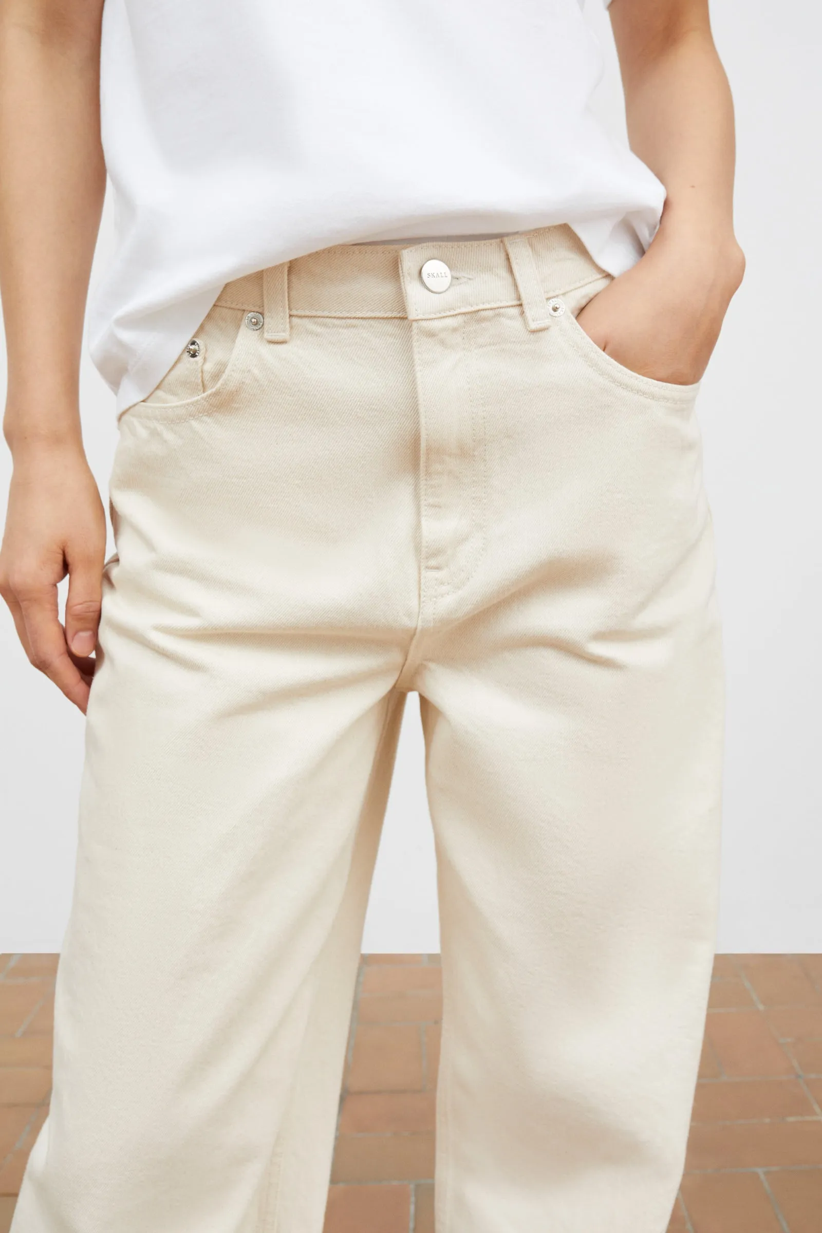 Willow wide jeans - Ecru sold by Skall Studio product image thumbnail 3