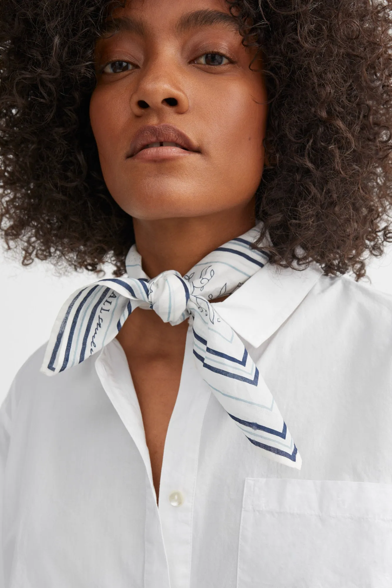 Skall classic scarf 55x55 - Light cream/Blue sold by Skall Studio product image thumbnail 3