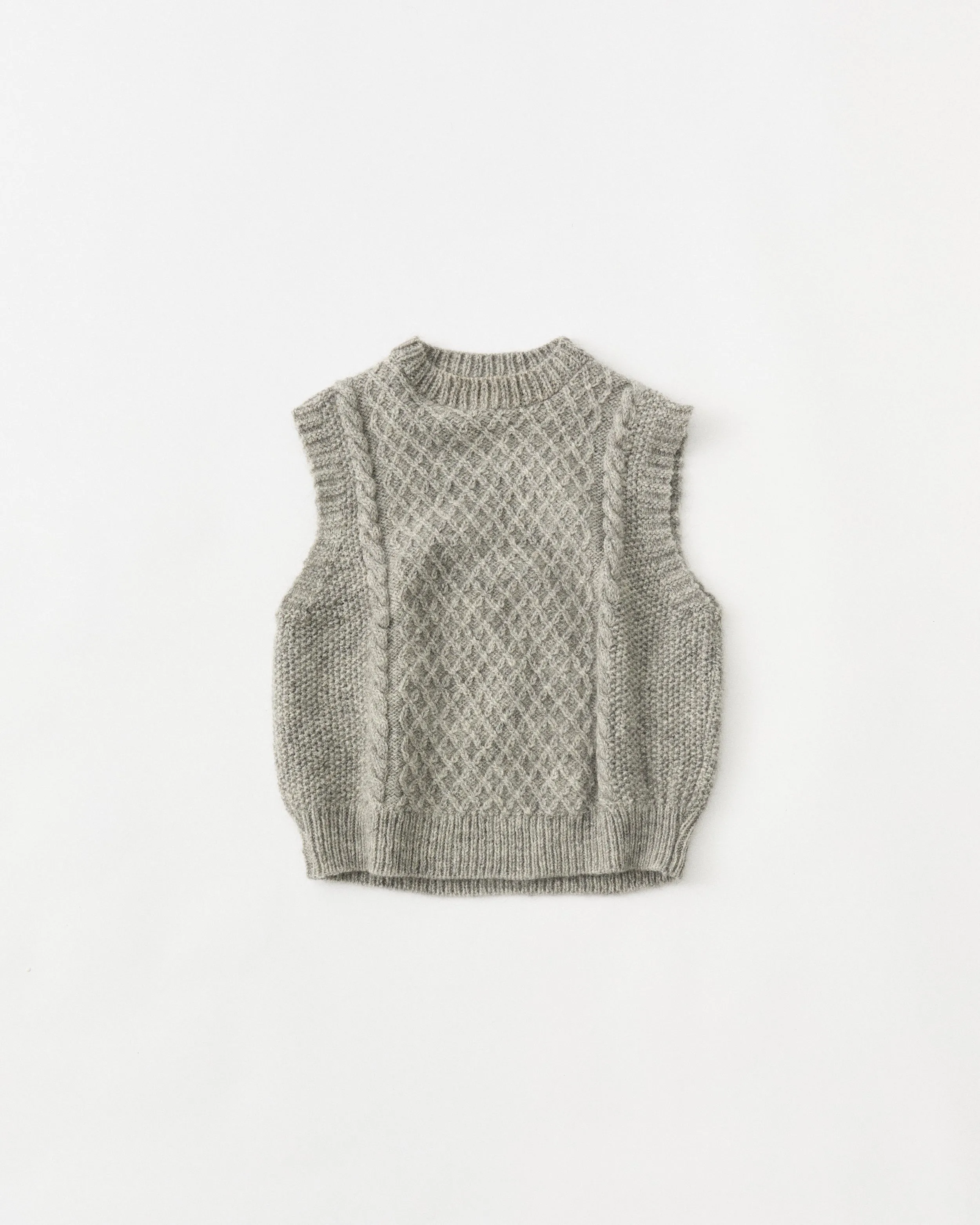 Oda Vest Knitting Pattern sold by Skall Studio product image thumbnail 2